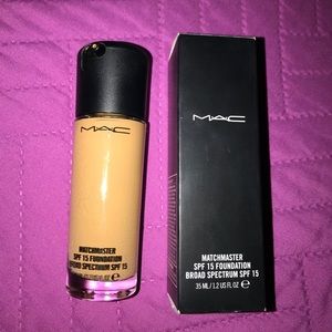 M.A.C MATCHMASTER SPF15 Foundation 5.0